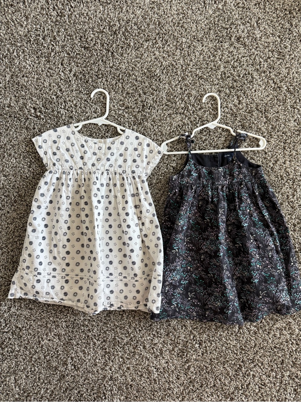 2 GAP Dresses 3T